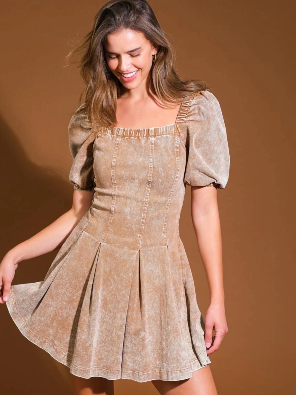 Flying Tomato Square Neck Puff Sleeve Mini Dress in Brown Small